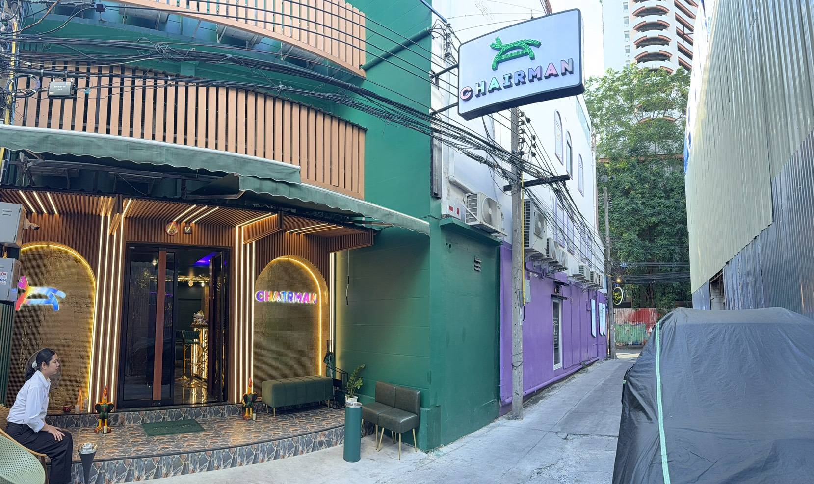 CHAIRMAN NURU MASSAGE